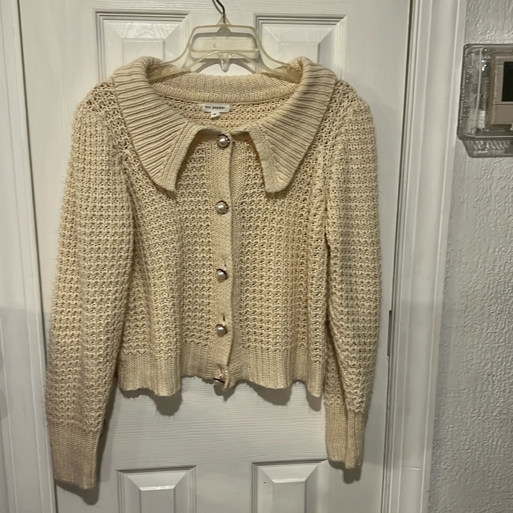 Women’s cream cardigan
